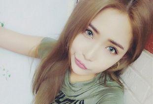 魏冰雪个人资料,才华横溢的年轻艺术家，绽放独特光彩